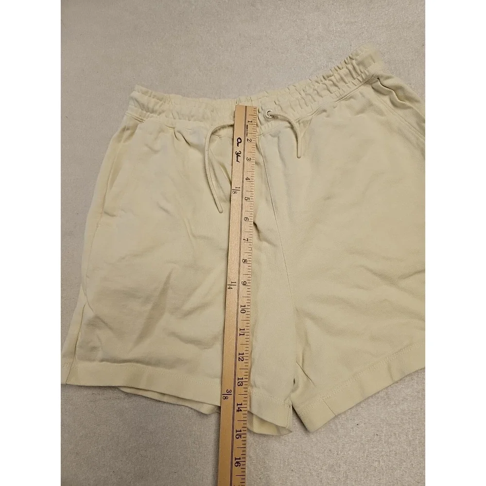 Nike Sportswear Essential Shorts Pale Yellow Cream Jersey‎ Small BV4124-706